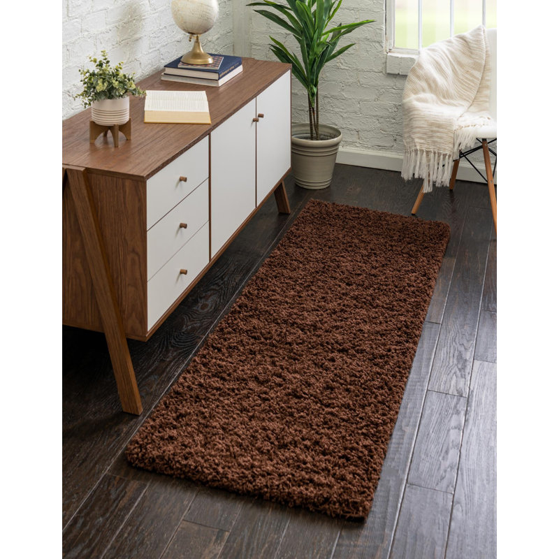 Tapis noir de jais Santoshi, Tapis de couloir 2 pi 7 po x 16 pi 5 po, Brun chocolat