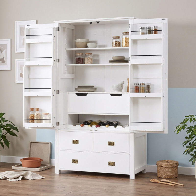 Armoire de cuisine autoportante haute avec casier à vin, tablettes de porte, étagères réglables, tiroirs de rangement et portes à fermeture amortie.