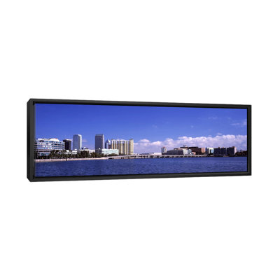 «City at the Waterfront, Hillsborough Bay, Tampa, Hillsborough County, Florida», reproduction de photo sur toile