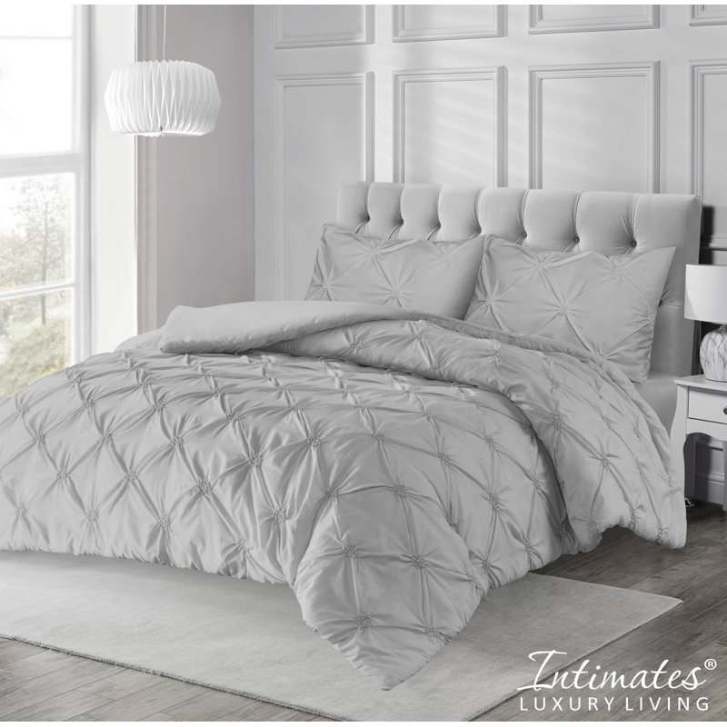 Suki Duvet Cover Set, King Duvet Cover Set + 1 Additional Piece, Charcoal