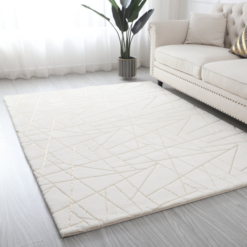 Yaraghi Indoor Rug, Rectangle 5’ x 7’
