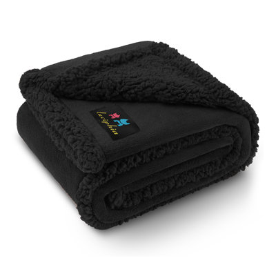Waterproof Pet Blanket for Dogs and Cats, Soft Plush Furniture Protector for Couch, Sofa and Bed