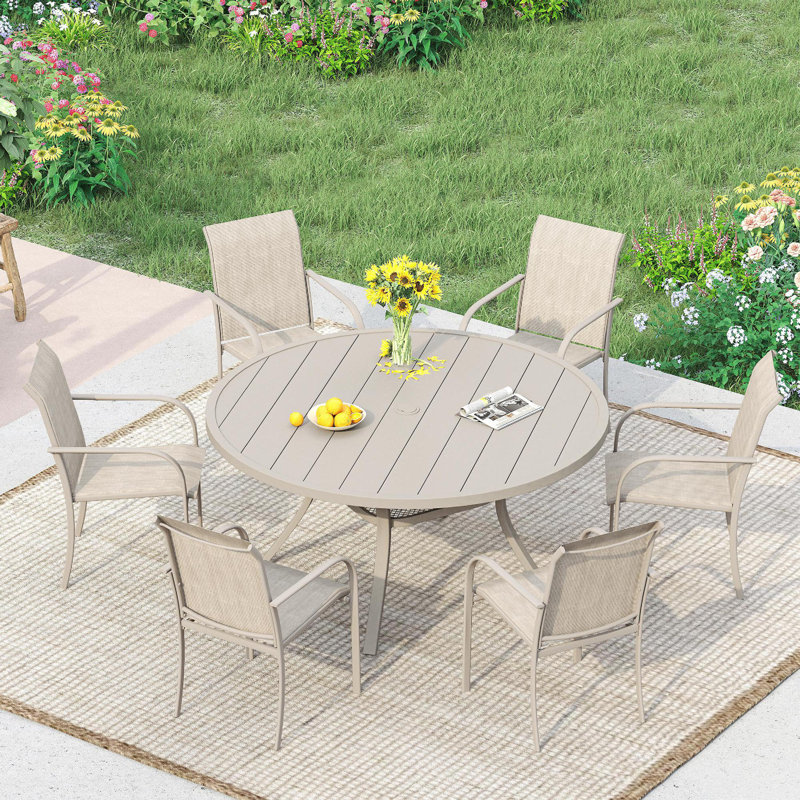 Ensemble repas pour 6 personnes avec table ronde et 6 chaises empilables, Crème / coquille de sable