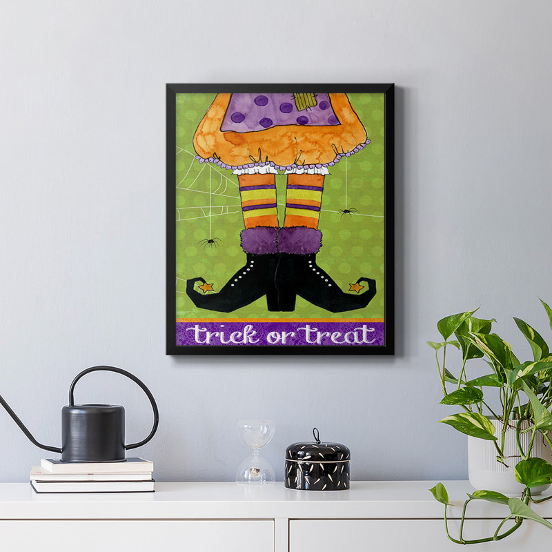 Toile encadrée de qualité supérieure Trick or régal - prêt à accrocher, Noir, H 24 po x l 20 po