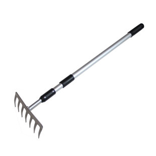 Telescopic 7 Tine Rake