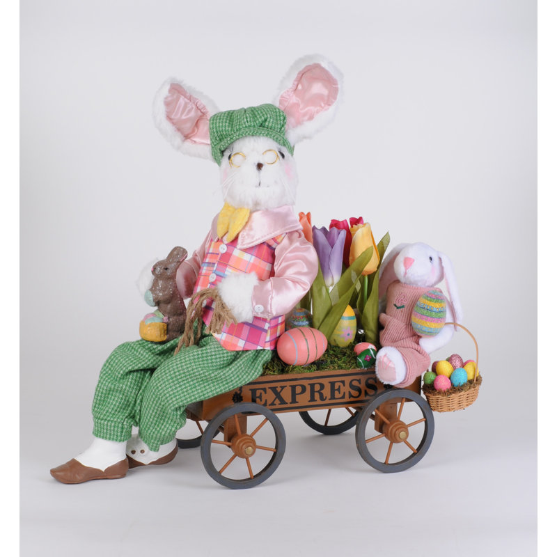 Figurines & Collectibles