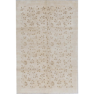 Hand-Knotted High-Quality Beige Area Rug