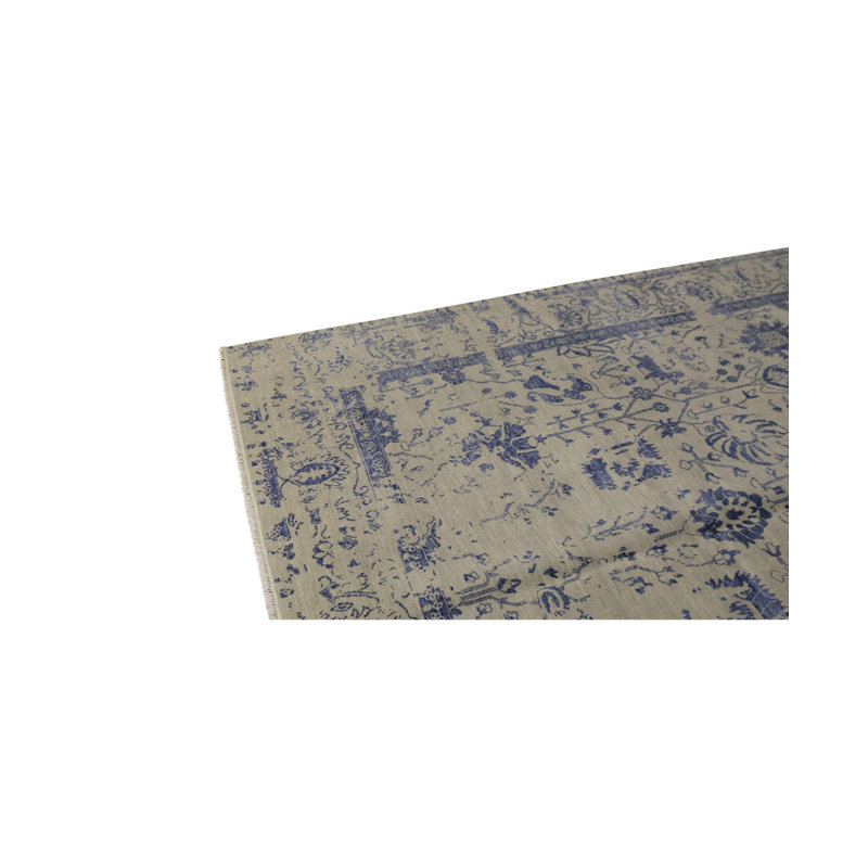 Hand Woven Wool Oriental Area Rug