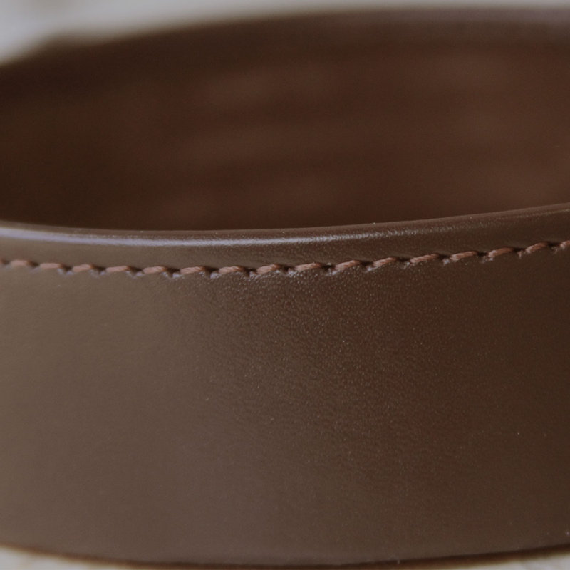 Quatre sous-verres ronds avec support brun chocolat Bramfield