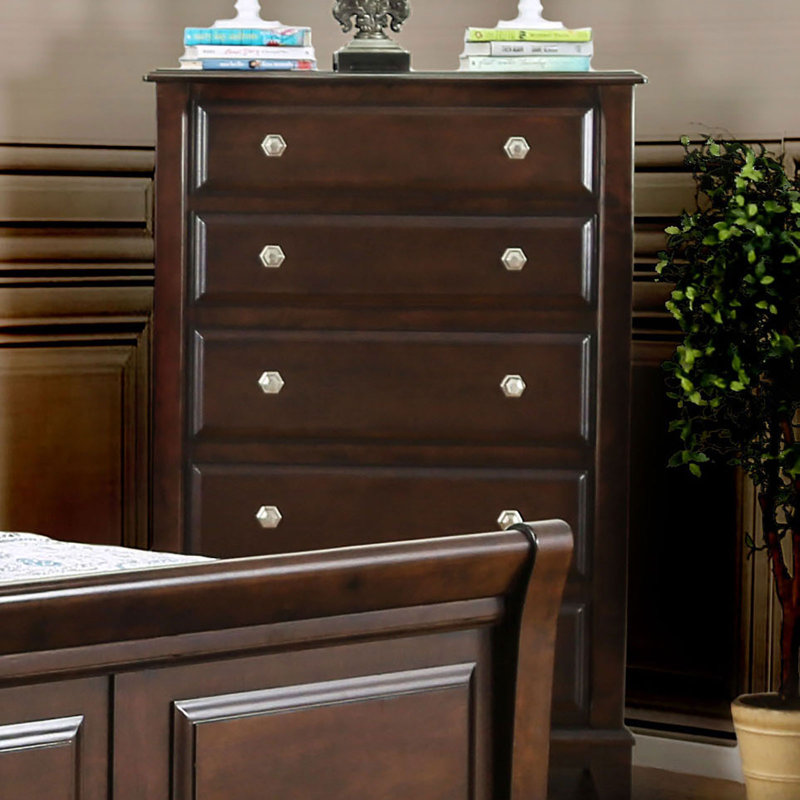 Felizarda 39.38'' W 5 - Drawer Dresser