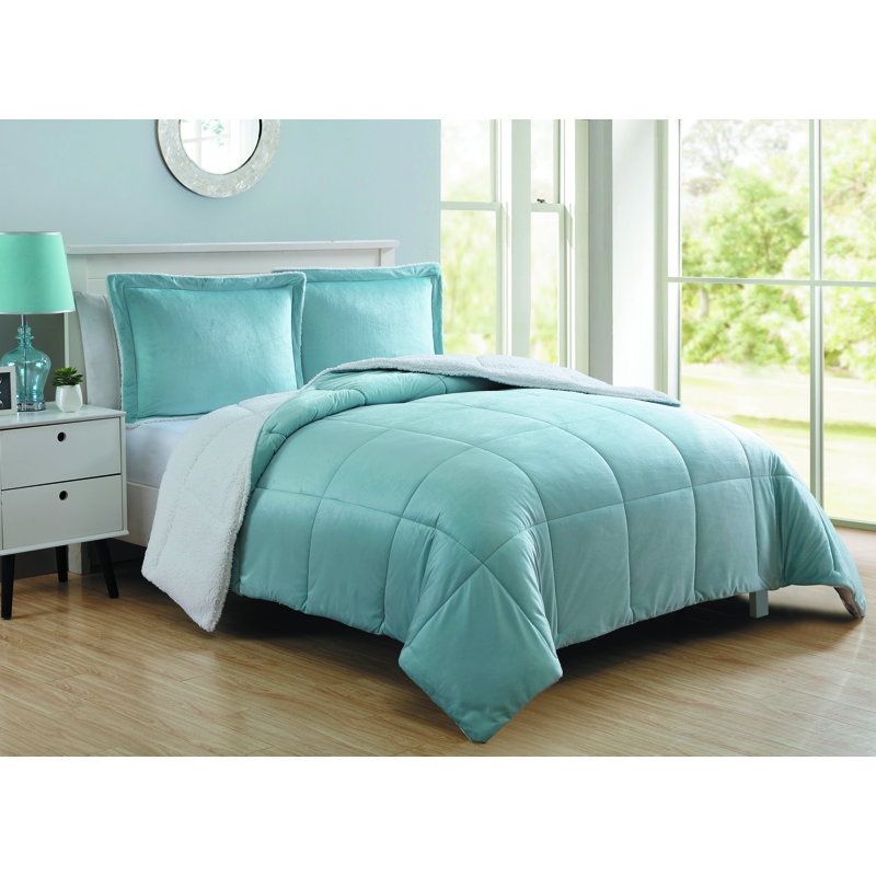 Polyester Standard Comforter, Queen Comforter + 2 Shams, Blue