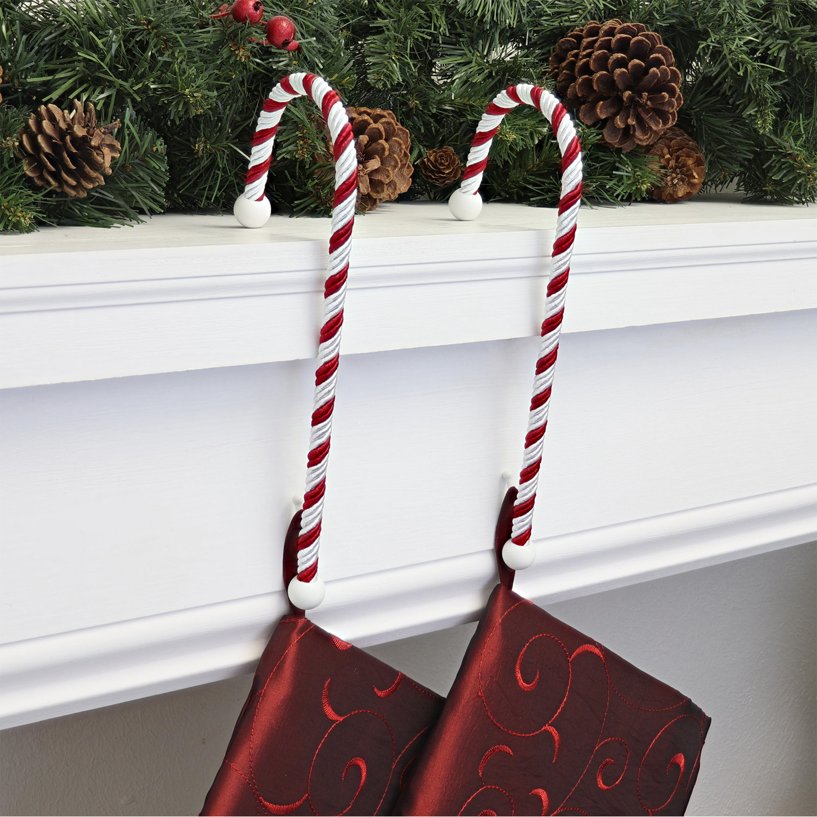 The Holiday Aisle® Stocking Holder, Classic Rope