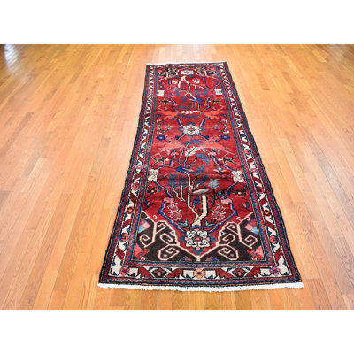 Tapis oriental rouge 3 pi 5 po x 9 pi 7 po en laine naturelle rouge avec des figurines de cerf noué à la main 5BA8958B8AAB4D07963A4049EE6EA331