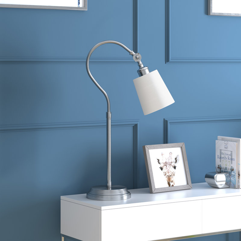 Lampe de table arquée 25 po Harland, Laiton brossé