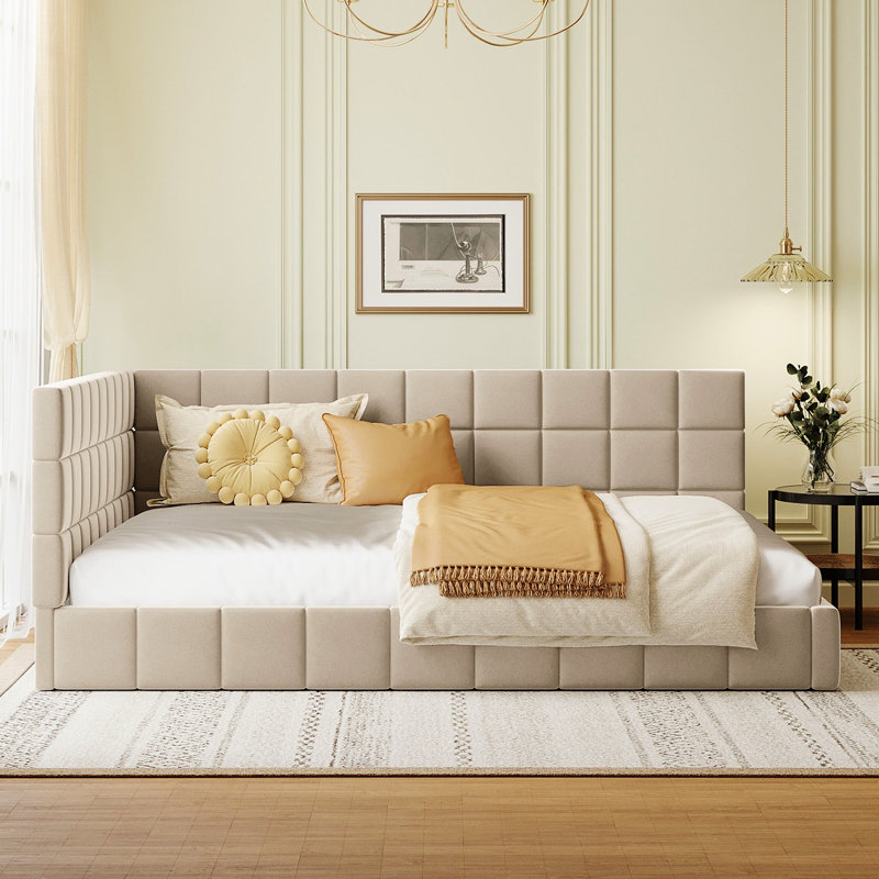 Lit de jour beige rembourré pleine grandeur - look classique moderne, rehausse la maison, avec l'ensemble de lattes en velours élégant, s'adapte à la maison, soutient