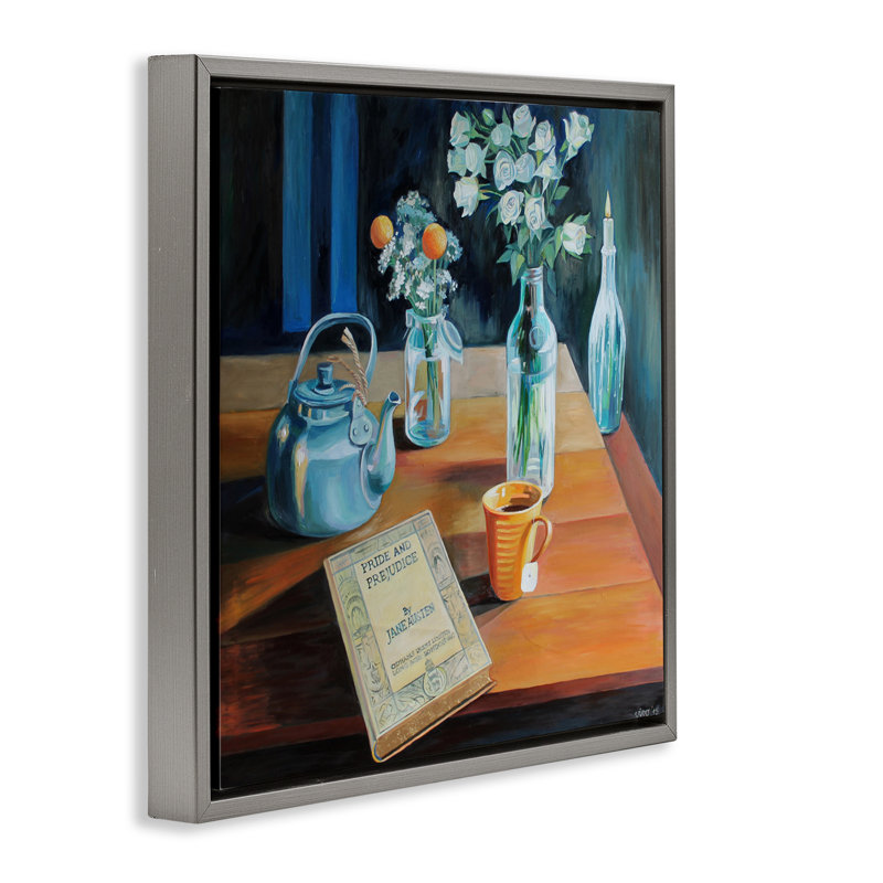 Cadre flottant Teapot & Book Still Life, design par Violeta Vollmer, Cadre flottant gris lustré, H 18 po x l 18 po