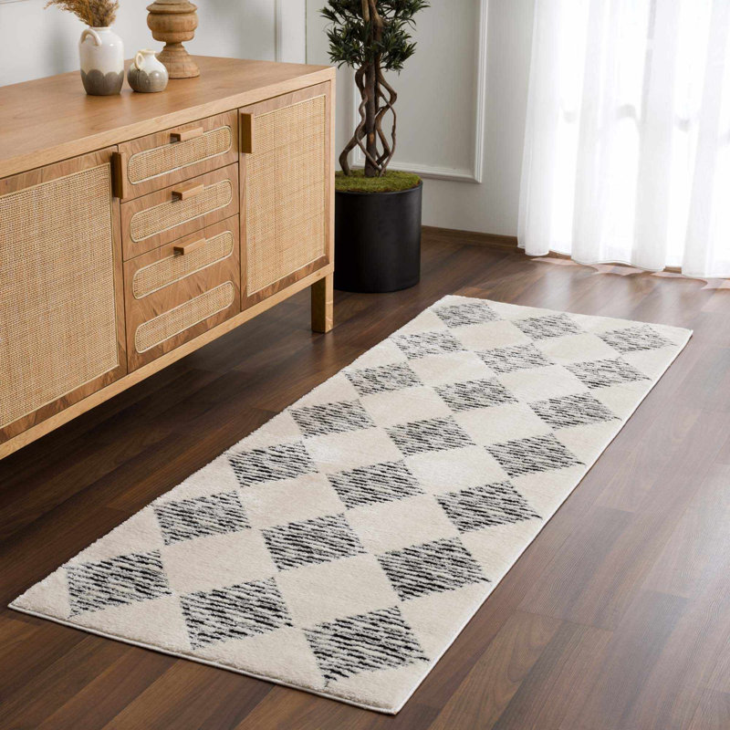 Kelleyann Oriental Indoor Rug, Runner 2'8" x 7'3"