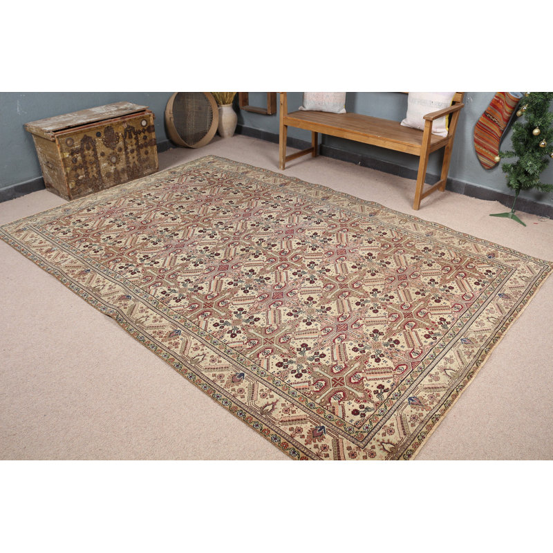 Tapis en laine Anatolian Floral Beige pour votre salon créant une ambiance rétro