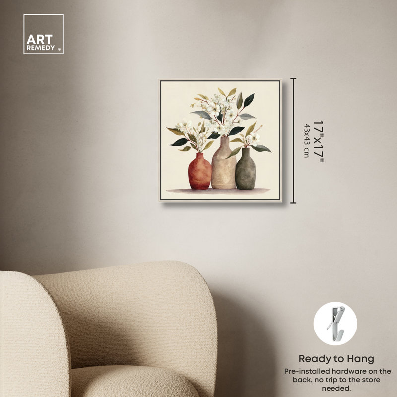 «Three Vases», reproduction d'art sur toile encadrée par Art Remedy, cadre argenté, 16 x 16, 17"H x 17"W, Silver Frame
