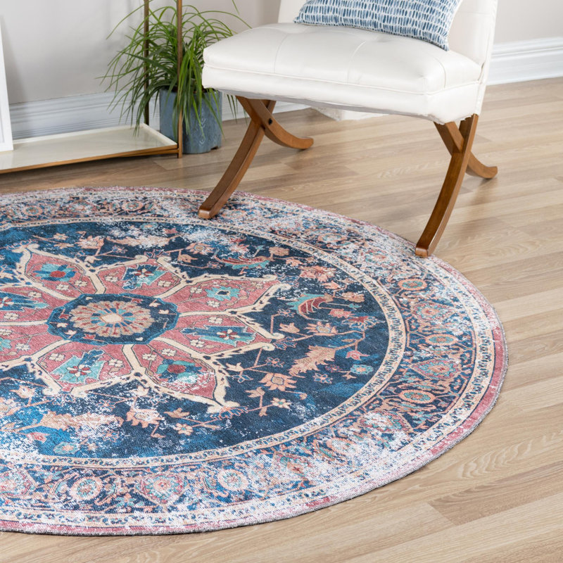 Ollyver Oriental Indoor Rug, Round 7'10"