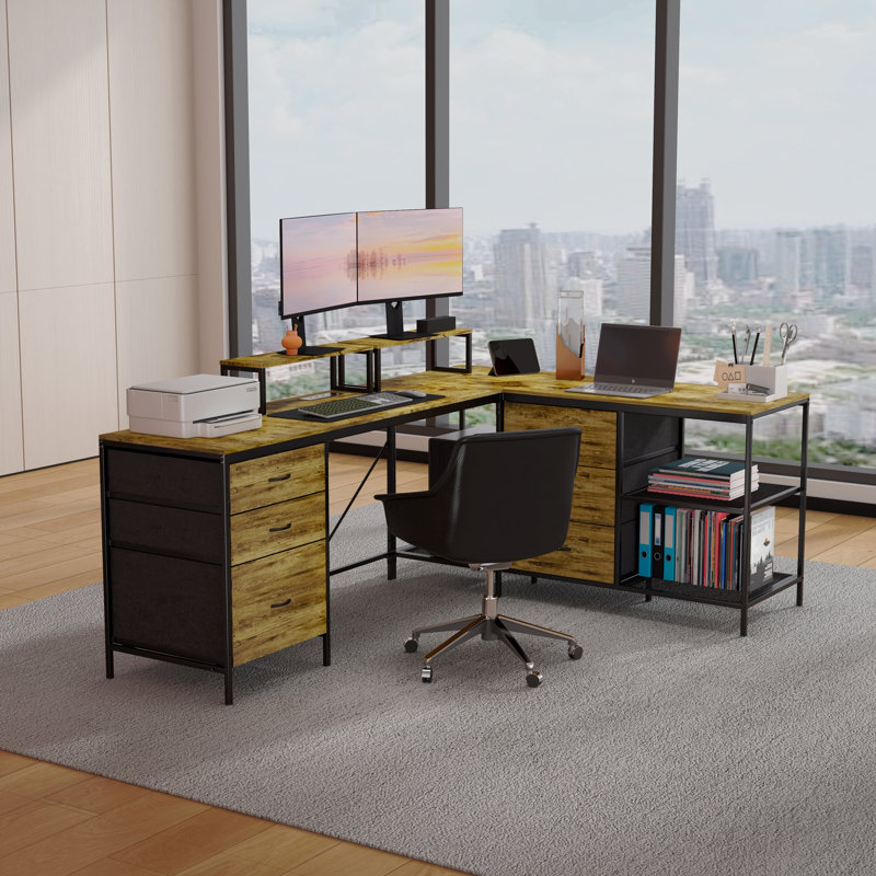 Bureau en L 114 po avec concentrateur électrique, bureau de jeu industriel - 6 tiroirs, support pour écran amovible, bureau rustique brun