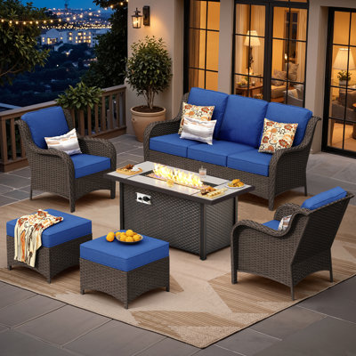 Ensemble de conversation d'extérieur en osier pour 5 personnes Amerissa, ensemble de canapé de patio avec foyer et coussins