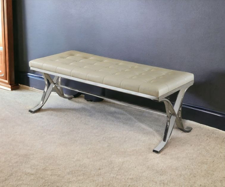 Banc rembourré Maddock Elegant, Beige