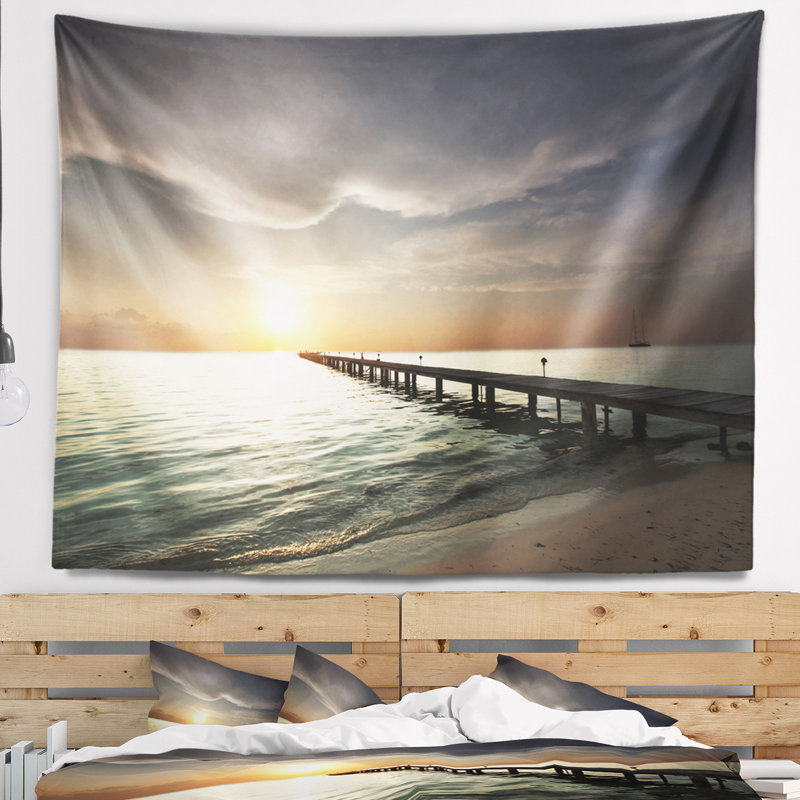 Tapisserie en mer de mer foncée bridge long boardwalk, H 50 po x l 60 po