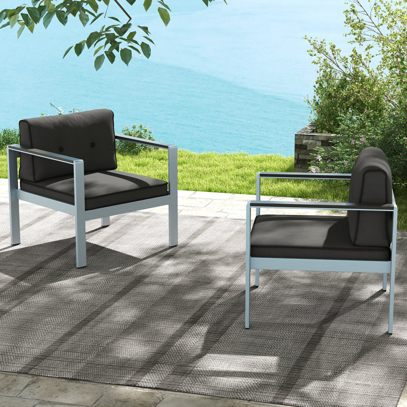 Chaise de patio avec coussins Nyailah