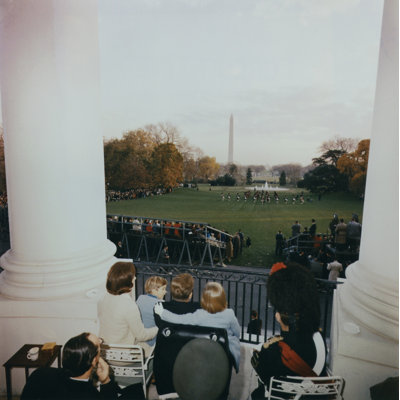 Posterazzi " President Kennedy And His Family Watch The Black Watch Tattoo Perform From The South Balcony Of The White House. L-R: Jacqueline Kennedy " Painting Print