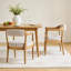 Structure en bois avec chaises rembourrées avec accoudoirs (ensemble de 2), naturel et beige