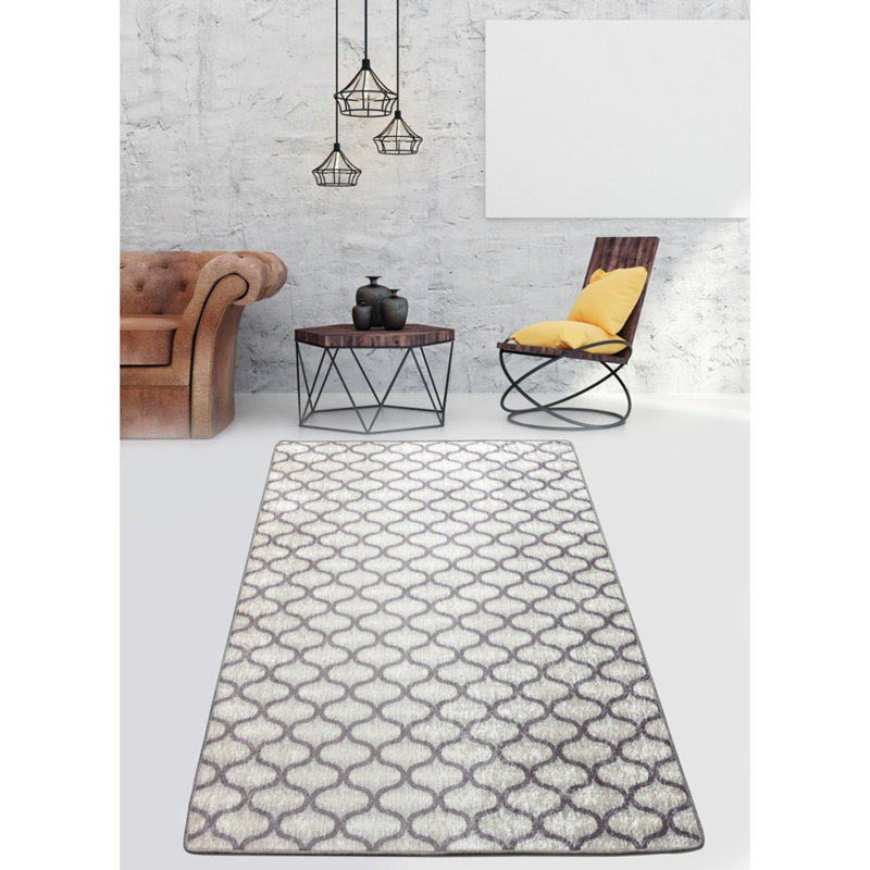 Durable Hall Carpet (2.6 x 6.6 ft) | 100% Polyester, Pile Height: 0.2 in, Total Thickness: 0.4 in | Antibacterial, Non-Slip Underside, Machine Washable | Ideal for Home Entryways, Elegant and Functional Design