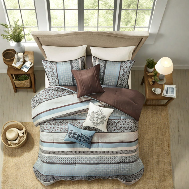Elegant Blue Bedding Sets, Polyester Comfort, Traditional Design For Home