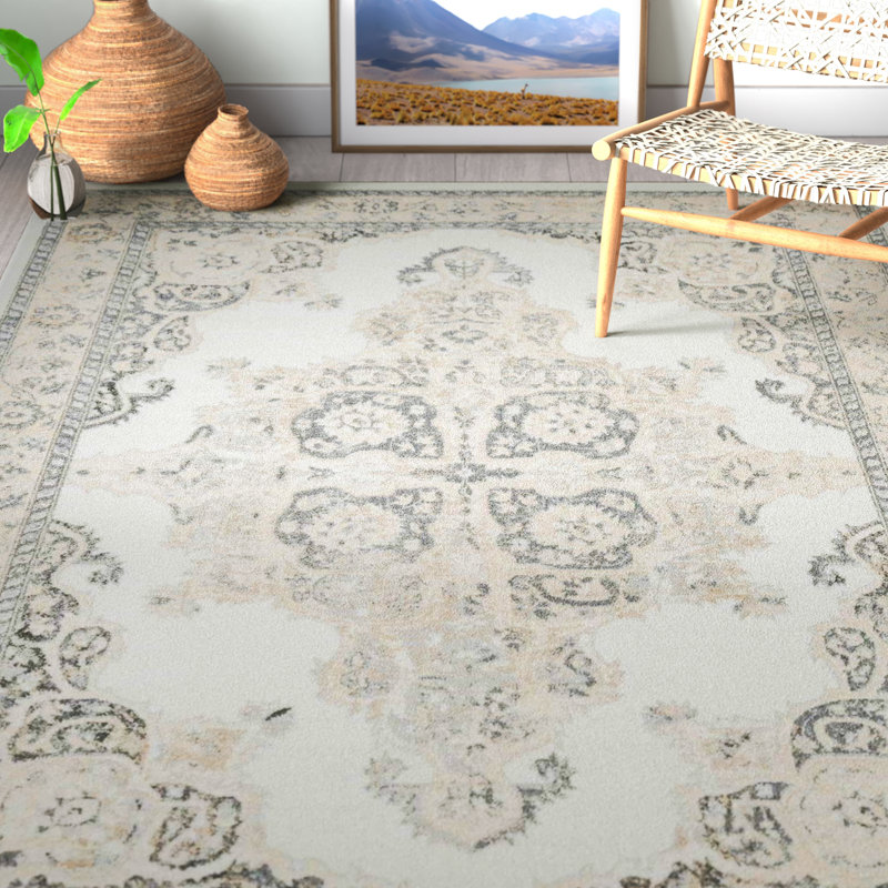 Anjelita Oriental Indoor Rug, Square 4'