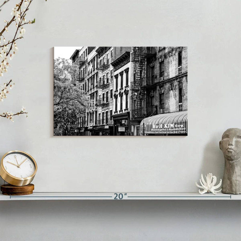Lilie NYC, façades de bâtiments II, H 8 po x l 12 po