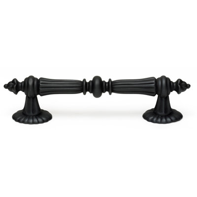 Traditional 4 5/8" Centre Bar Pull