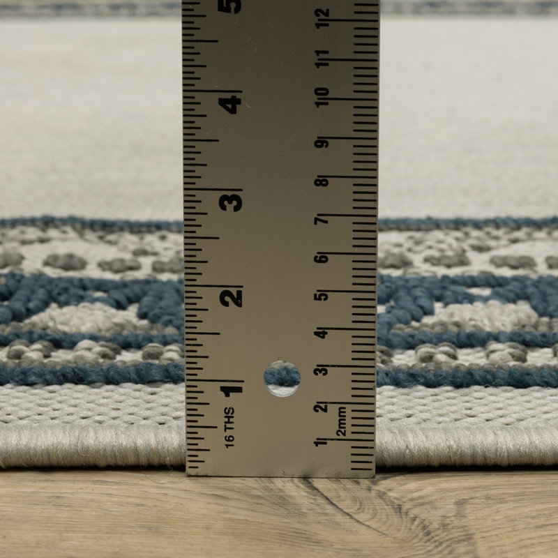 Inessa Geometric Indoor / Outdoor Rug, Runner 1'10" x 3'9"