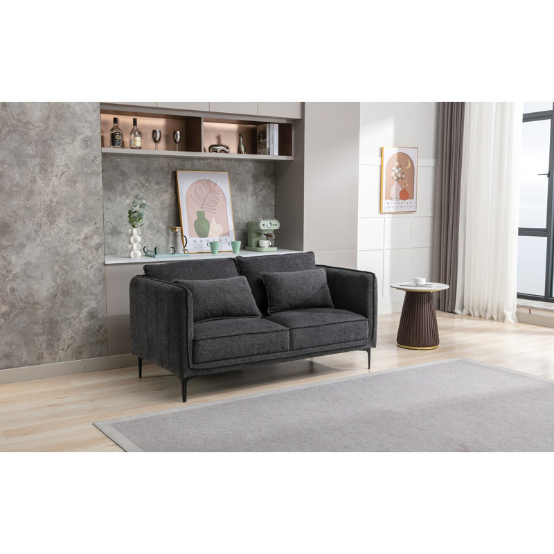 Darlia Sofa, 2