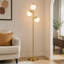 Lampe sur pied moderne à trois lampes en forme d'arbre doré - Abat-jour sphérique créatif - Idéal pour les salons, les chambres et les bureaux - Éclairage luxueux