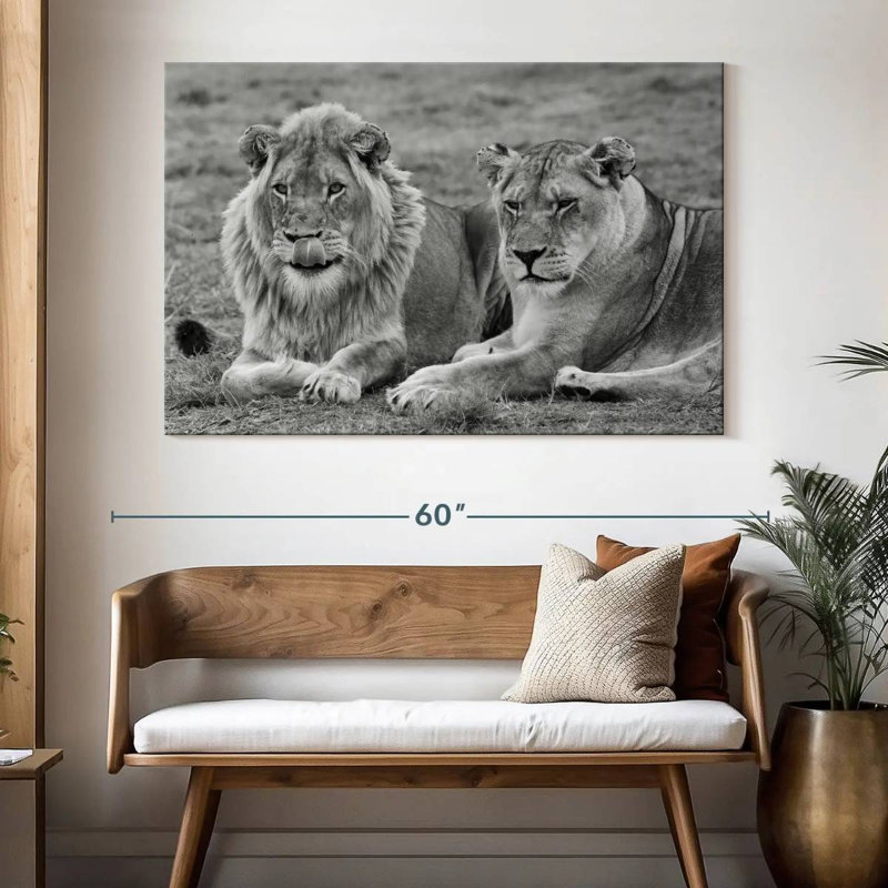 Brampt Lion Couple I, 34" H x 51" W