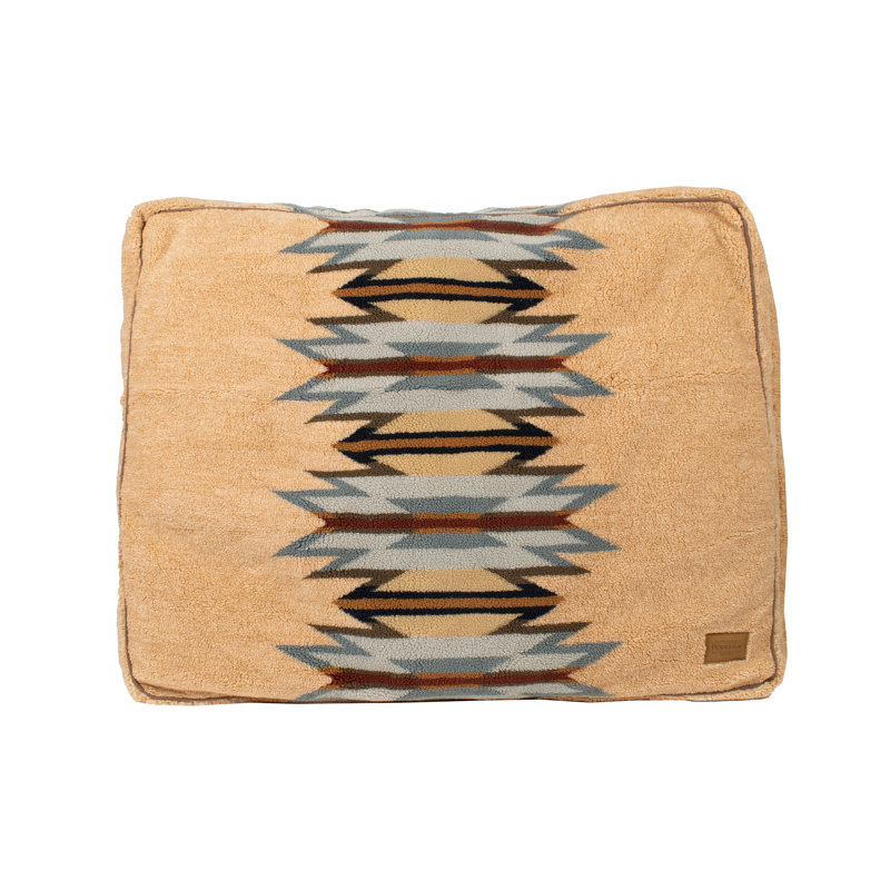Pendleton Pet Napper, Wyeth Trail Wheat, Large (40"w x 32"d x 4"h)