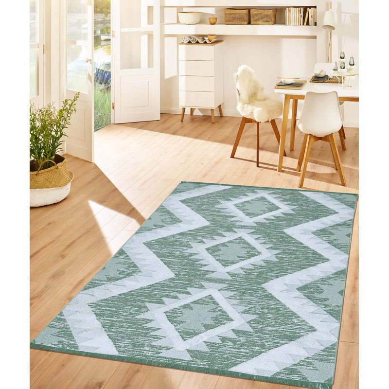 Sutapa Cotton Southwestern Indoor Rug, Rectangle 2'6" x 5'