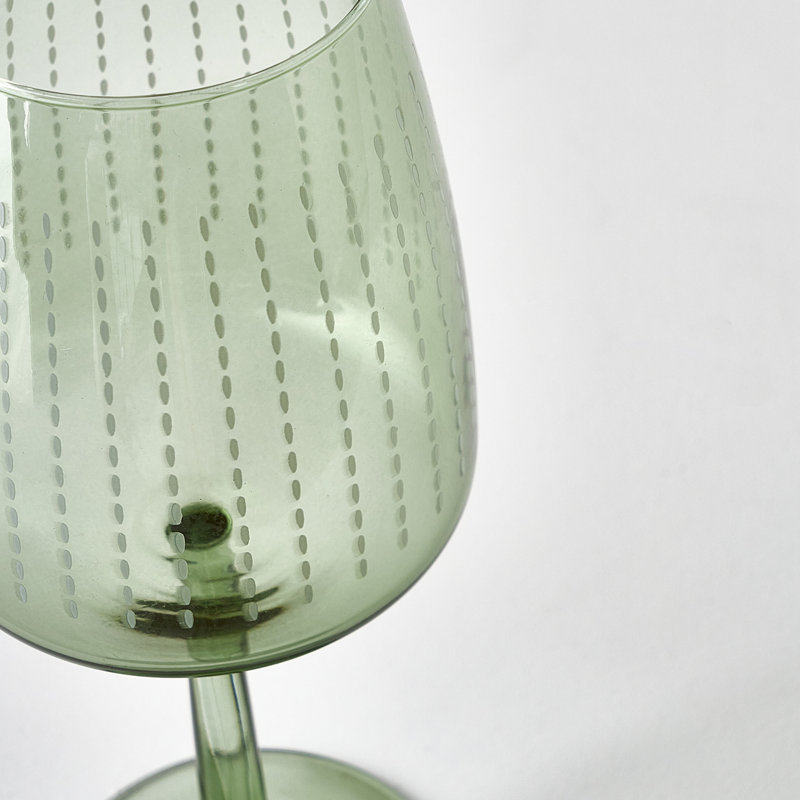 Point Wine Glass