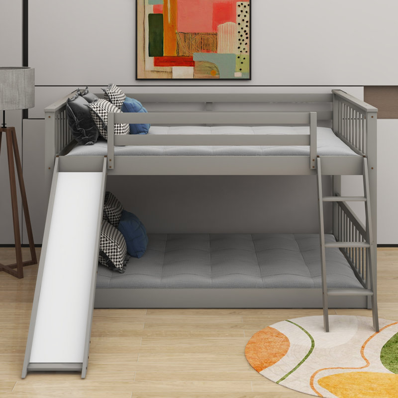 Lit superposé double au-dessus de double avec glissière convertible et échelle, gris