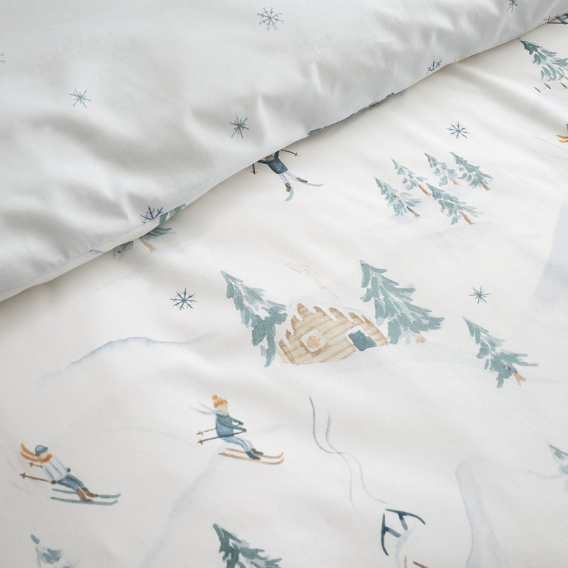 Ski Village Cotton Blend No Pattern Duvet Cover Set, Single Bed (140 x200 cm)