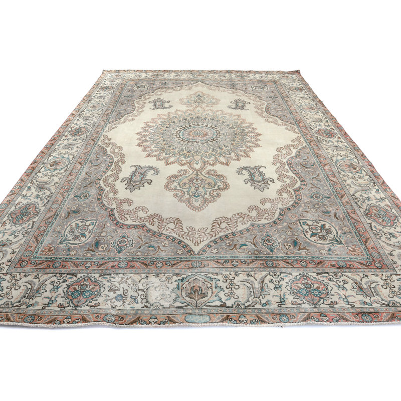 Tapis oriental délavé à la main 9 x 13 po