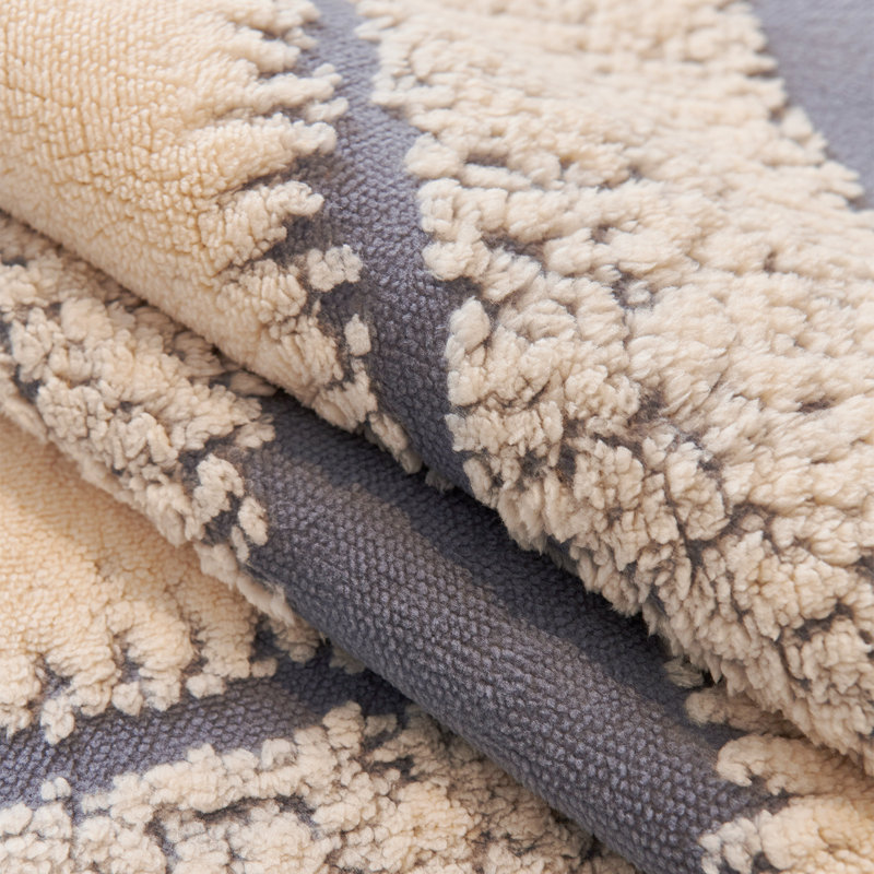 Housse de coussin texturée en forme de chenille, siège de canapé antidérapant lavable pour animaux de compagnie, Gris