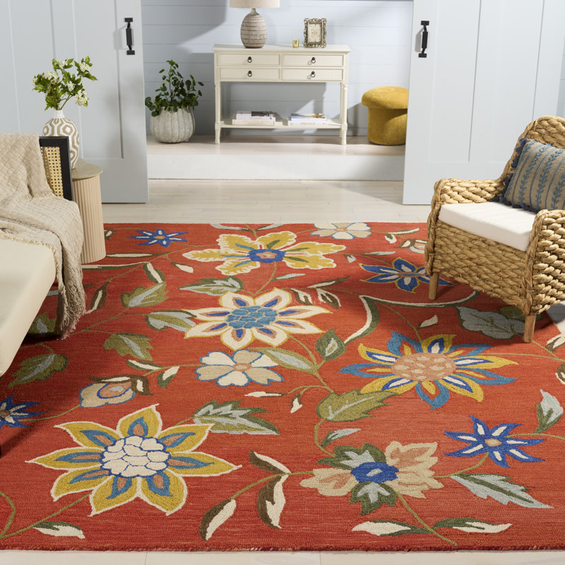 Emrick Hand Hooked Wool Floral Rug, Rectangle 8' x 10'