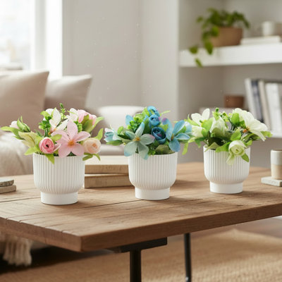 Rose artificiel Haight dans un pot en plastique assorti - ensemble de 3