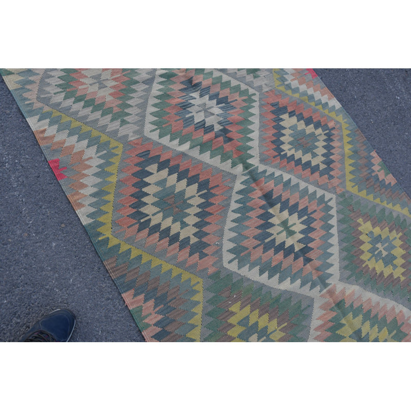 Kilim turc authentique avec des motifs traditionnels Oushak et Navajo dans des tons doux orange / vert